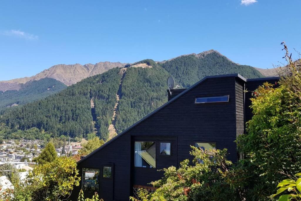 קווינסטאון Stunning Home With Amazing Wakatipu Lake Views מראה חיצוני תמונה